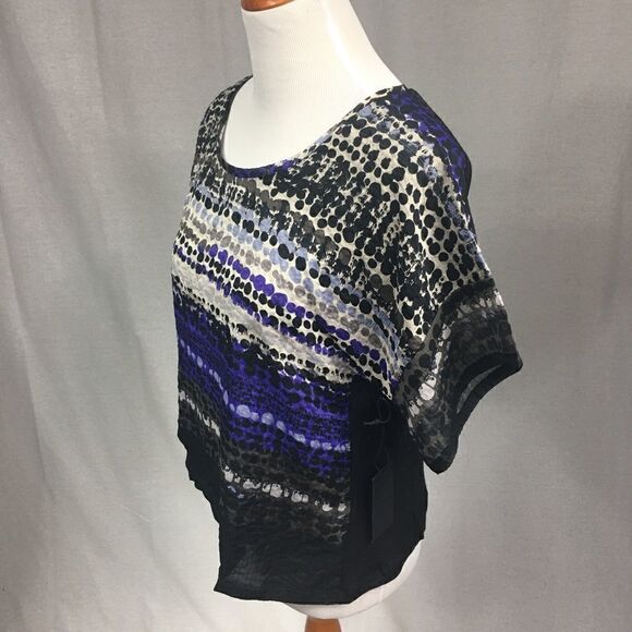 Line Dot NWT black blue patterned short sleeved top Medium - Picture 6 of 9